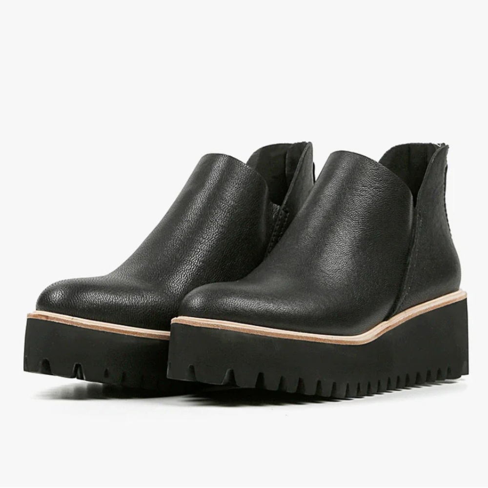 NEW ALL BLACK Flatform Tread Shootie Women's Boot EU 39.5 / US 9